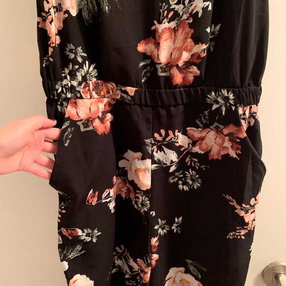 Dex - Floral Black sleeveless jumpsuit with spaghetti straps and pockets - XS - Picture 5 of 10